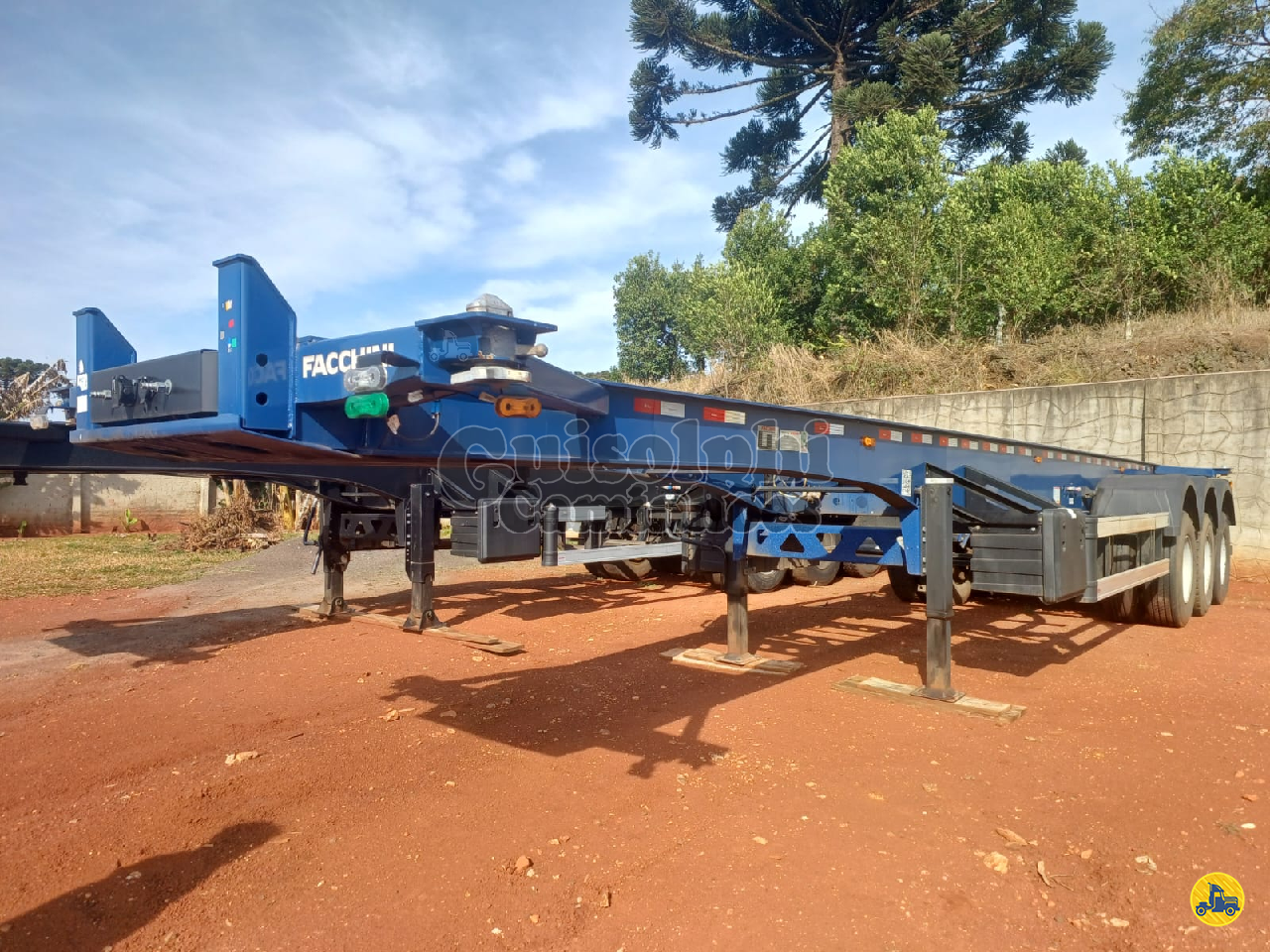 CARRETA SEMI-REBOQUE PORTA-CONTAINER Guisolphi Caminhões XANXERE SANTA CATARINA SC